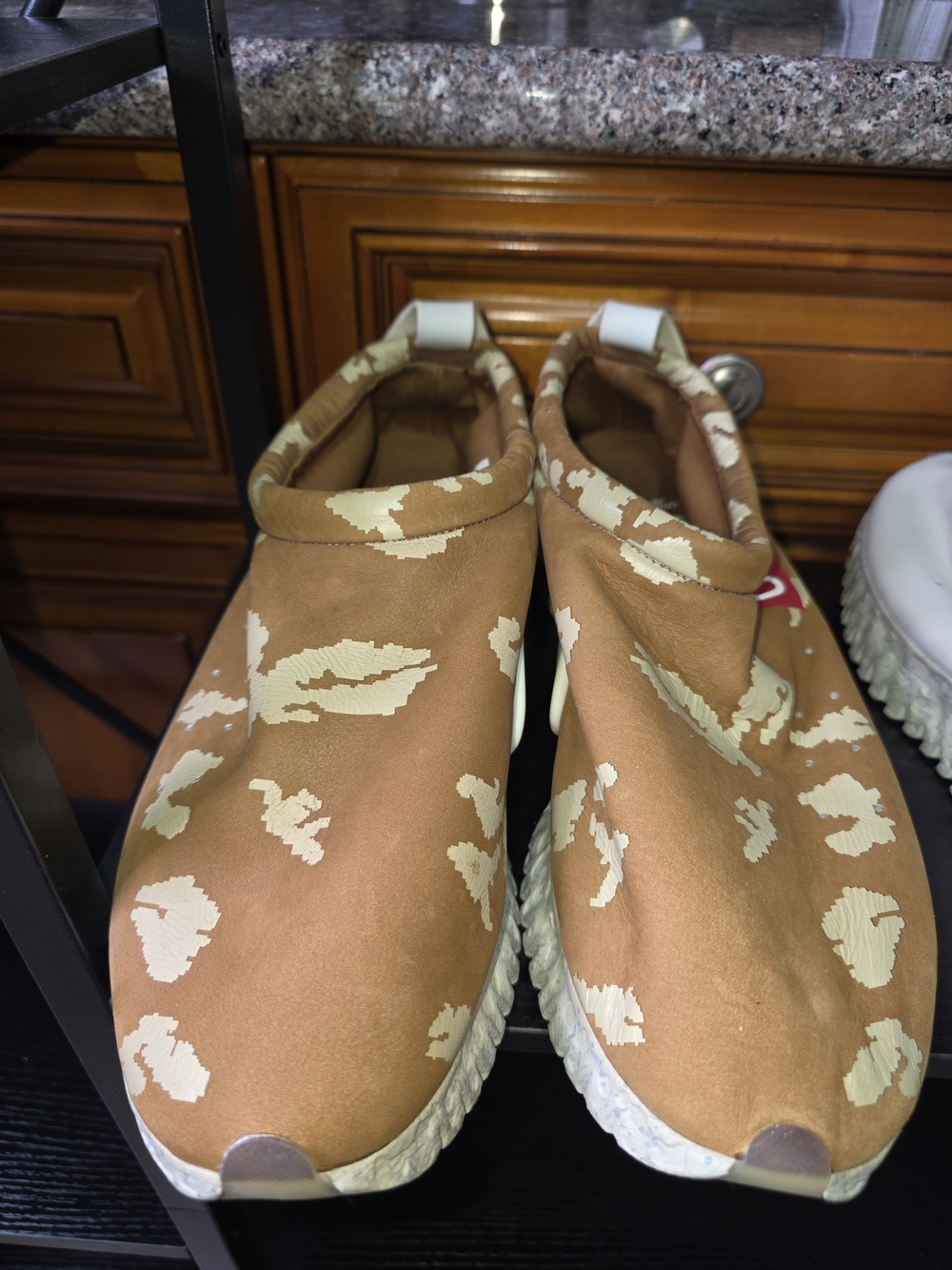 Undercover X Nike Moc Flow Sp Ale Brown Slip-On Sneakers with Cream Accents